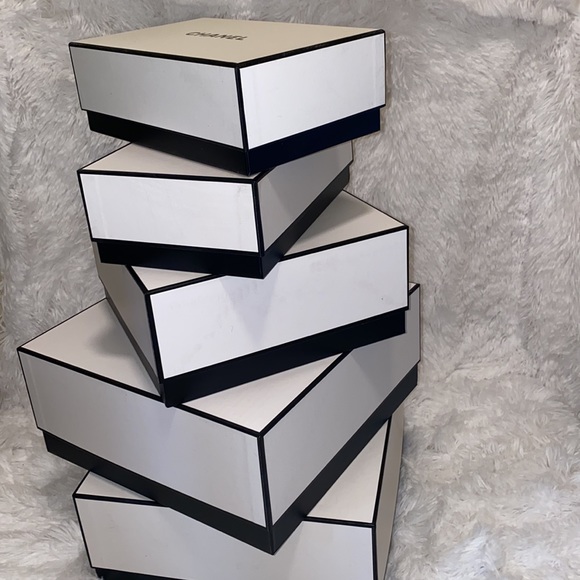 Authentic Chanel empty boxes. - Picture 2 of 13